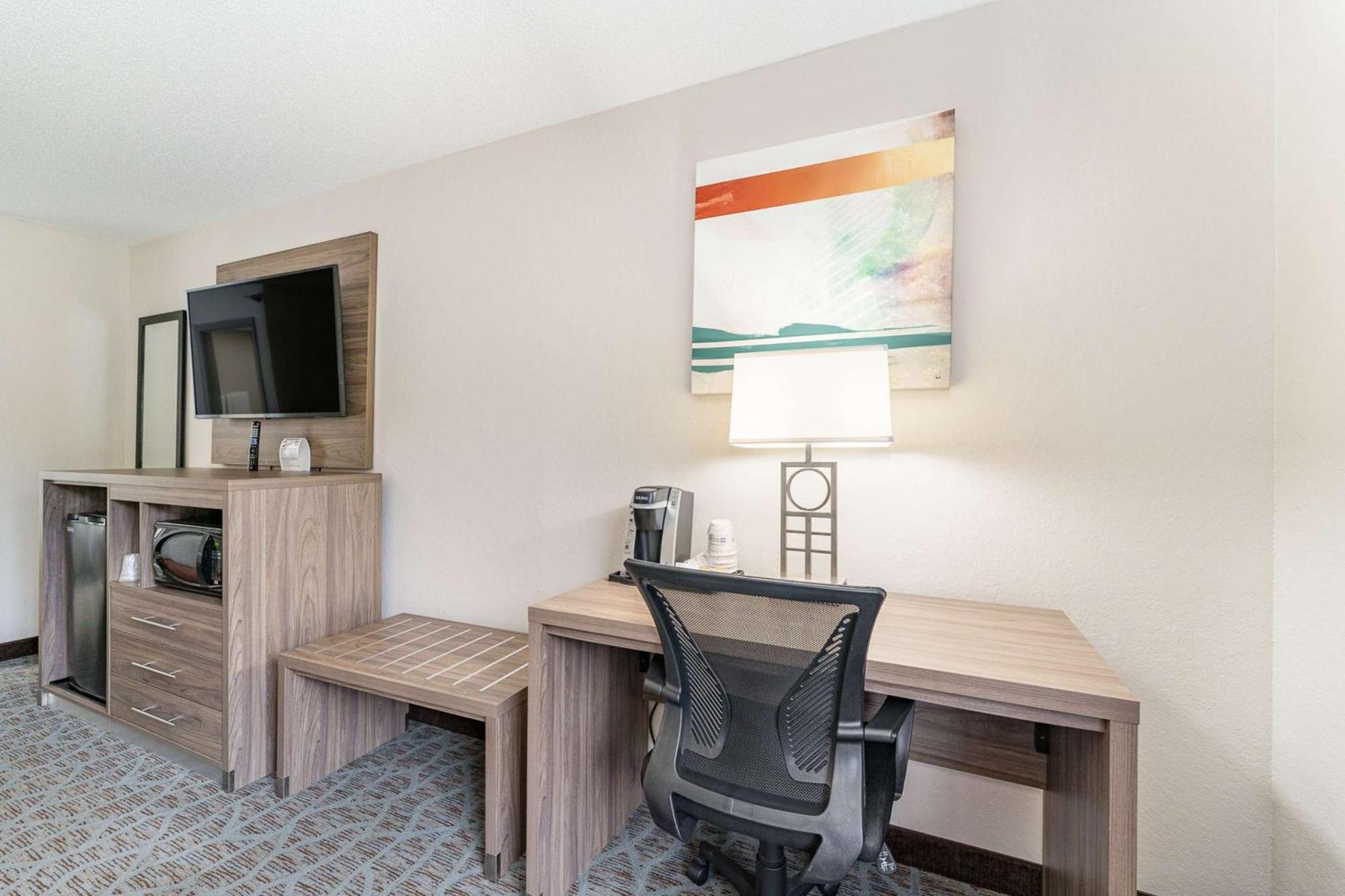 Best Western Kernersville Exterior photo